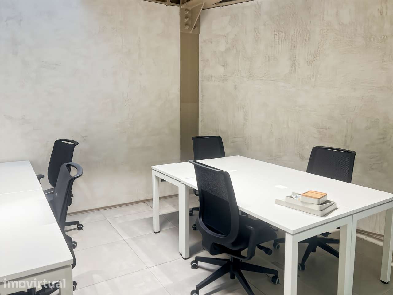 Escritório privado para 4 pessoas – Regus Lisbon, Alcantara - Grande imagem: 2/10