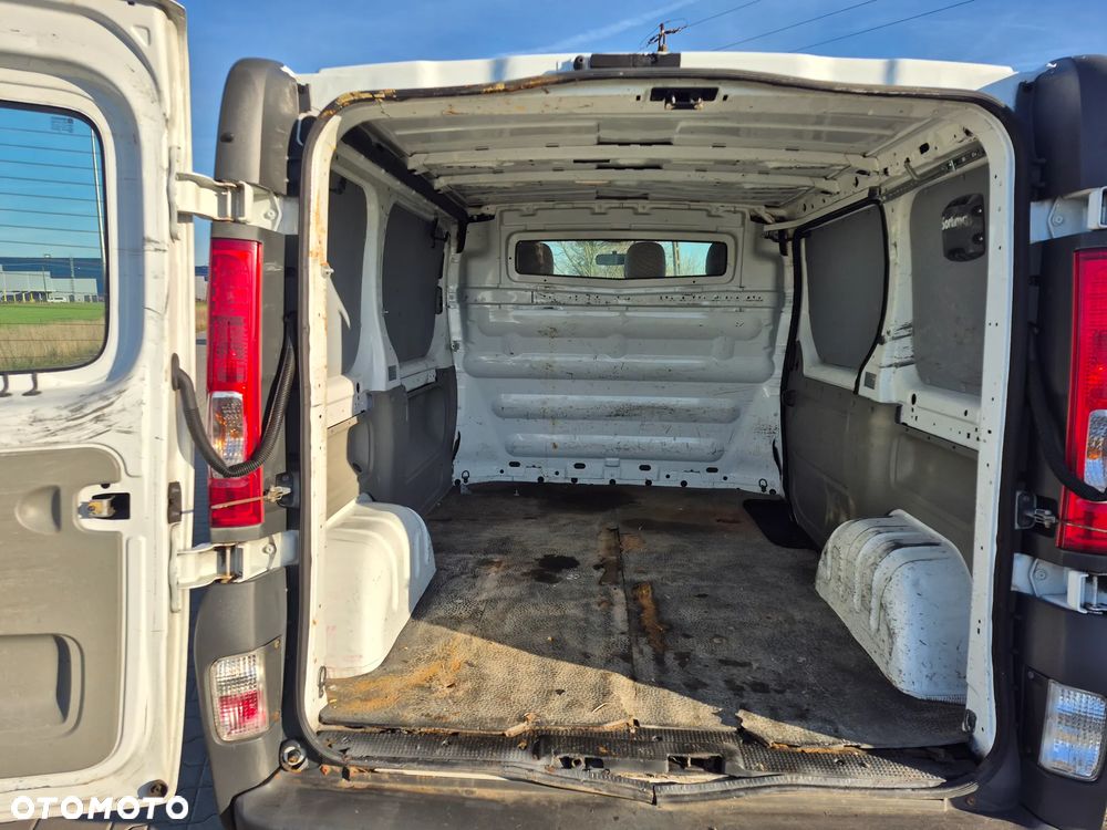Opel Vivaro - 22