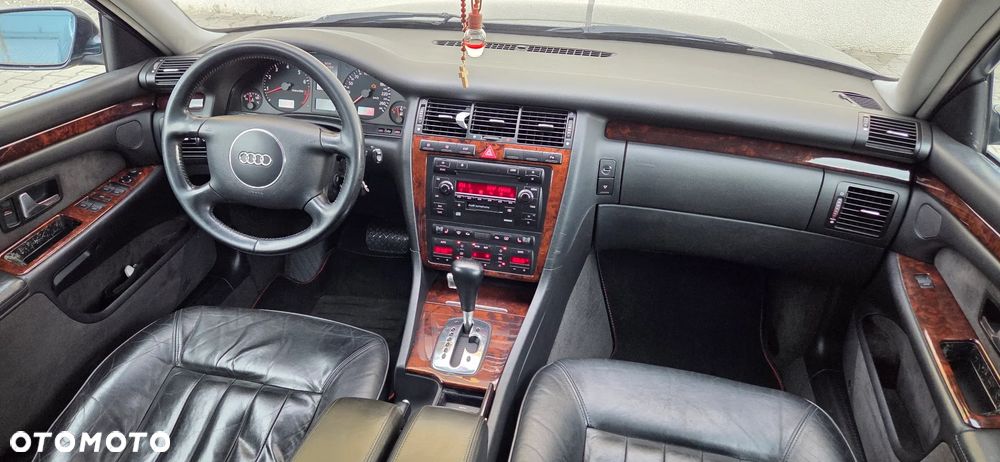 Audi A8 3.7 Tiptronic - 27