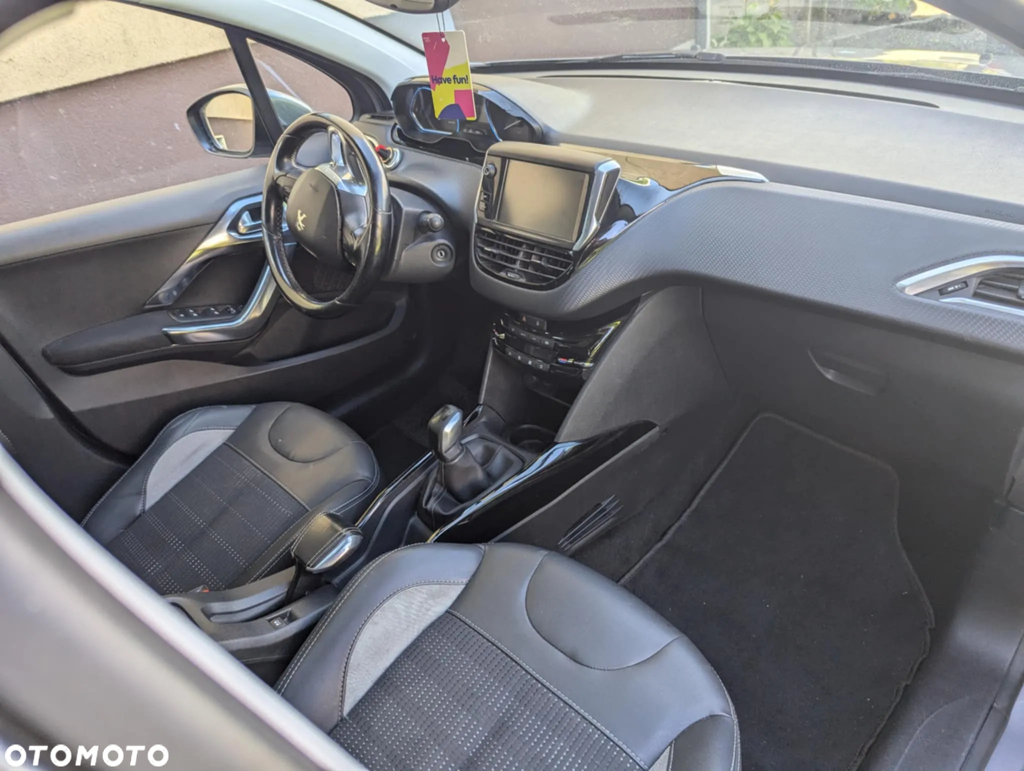 Peugeot 2008 1.6 BlueHDi Allure - 6