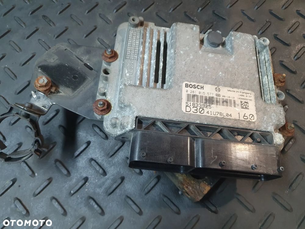 Fiat Ducato Jumper Boxer 3.0 JTD HDI ECU Komputer STEROWNIK SILNIKA 0281015577 51833925 - 1