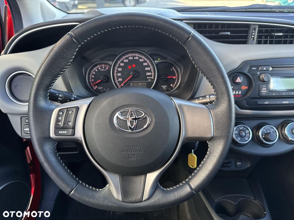 Toyota Yaris 1.0 Active EU6 - 16