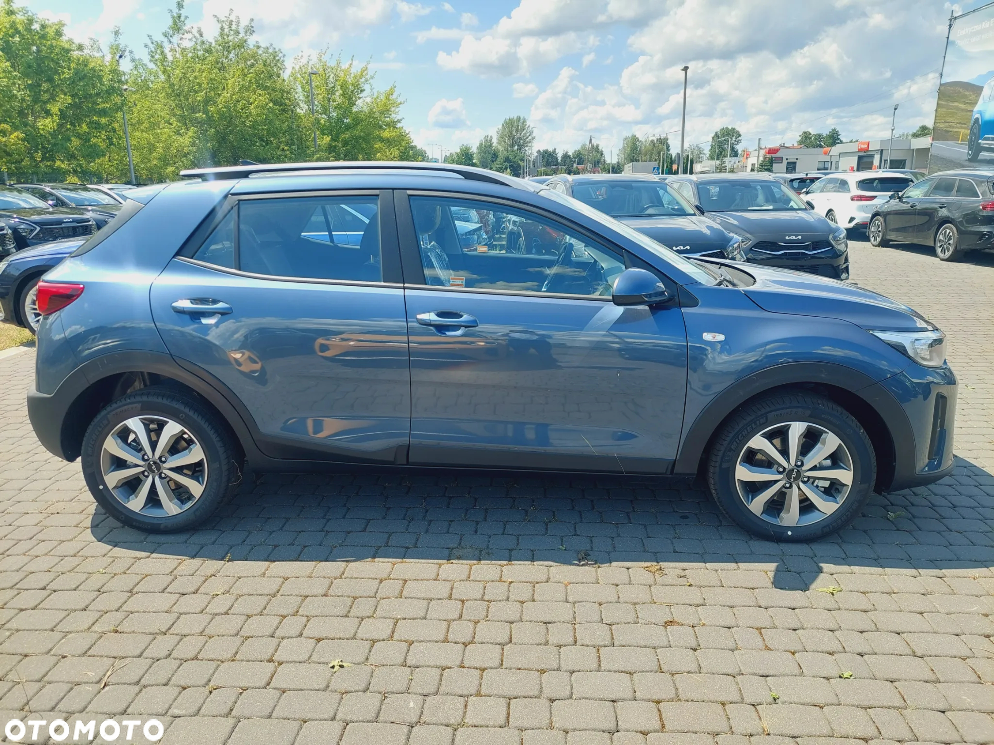 Kia Stonic 1.0 T-GDI M - 4