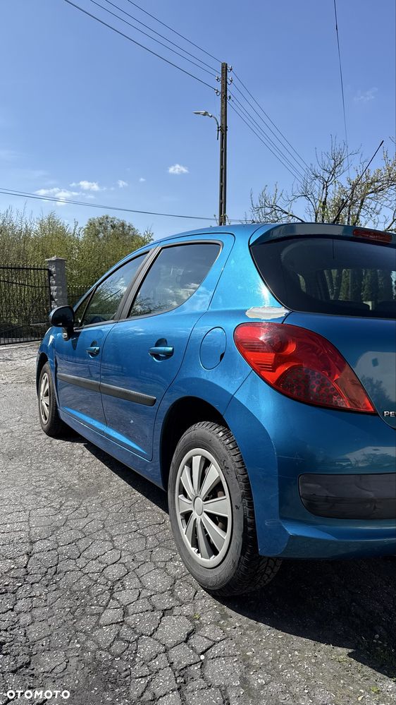 Peugeot 207 - 4