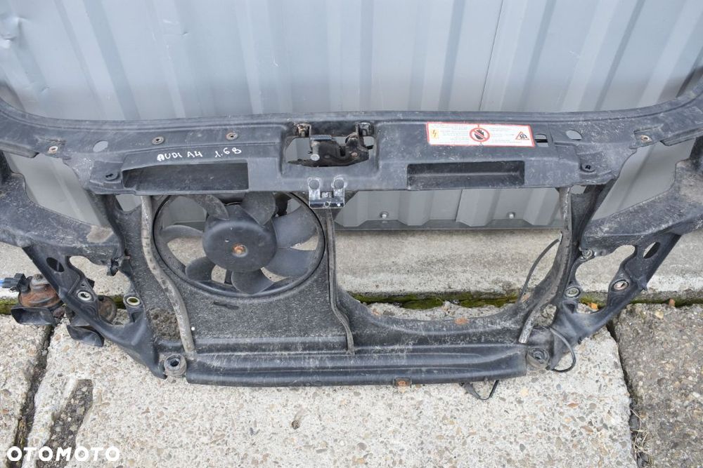 PAS PRZEDNI AUDI A4 B5 1.6B - 7