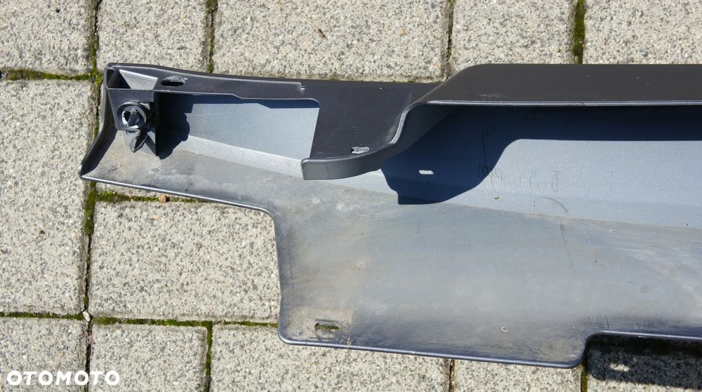 PRAWA LISTWA PROGOWA NAKŁADKA RENAULT ALPINE A110 - 9