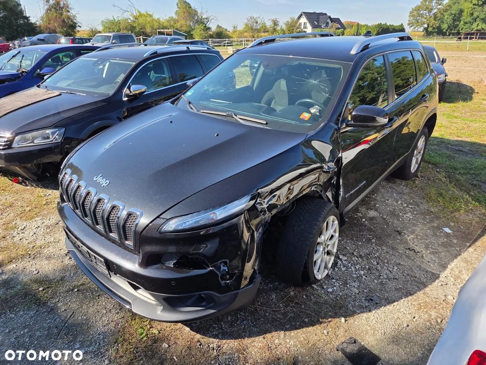 Jeep Cherokee - 12