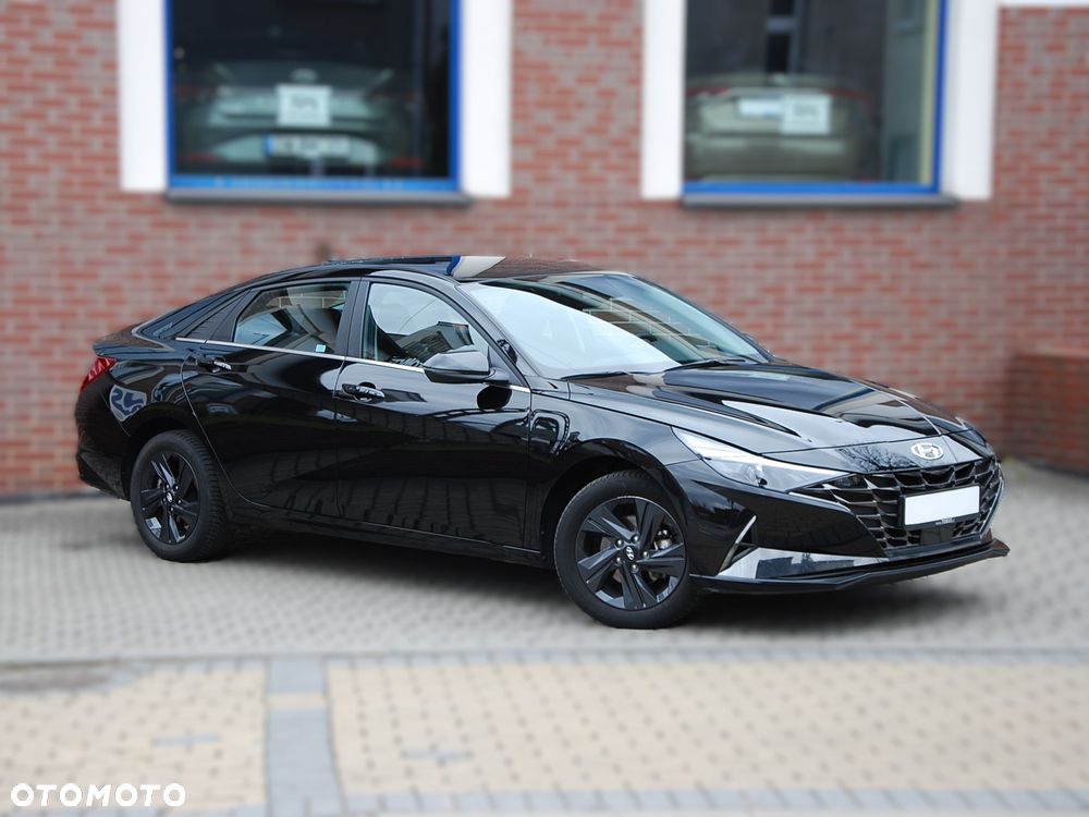 Hyundai Elantra 1.6 Smart CVT - 13