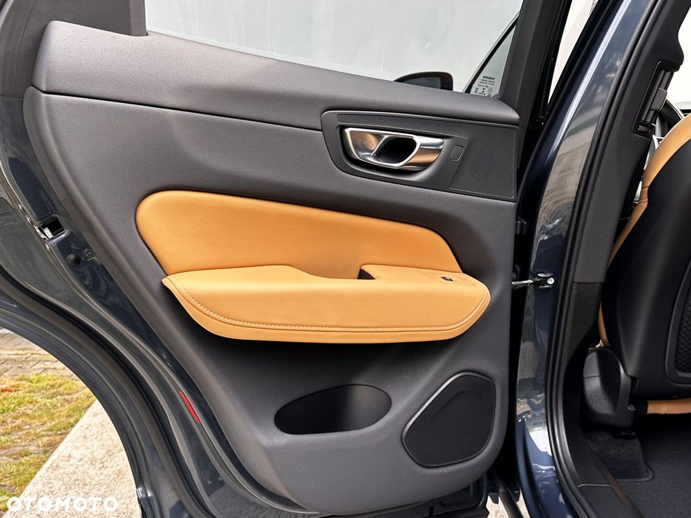 Volvo XC 60 - 13