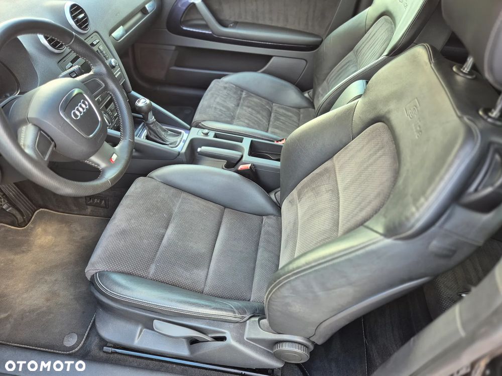 Audi A3 3-drzwiowe 1.4 TFSI S line Sportpaket (plus) - 23