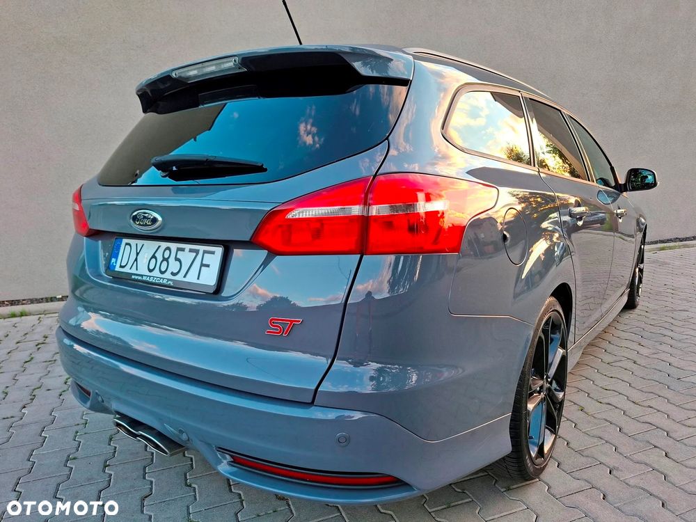 Ford Focus 2.0 TDCi ST PowerShift - 7