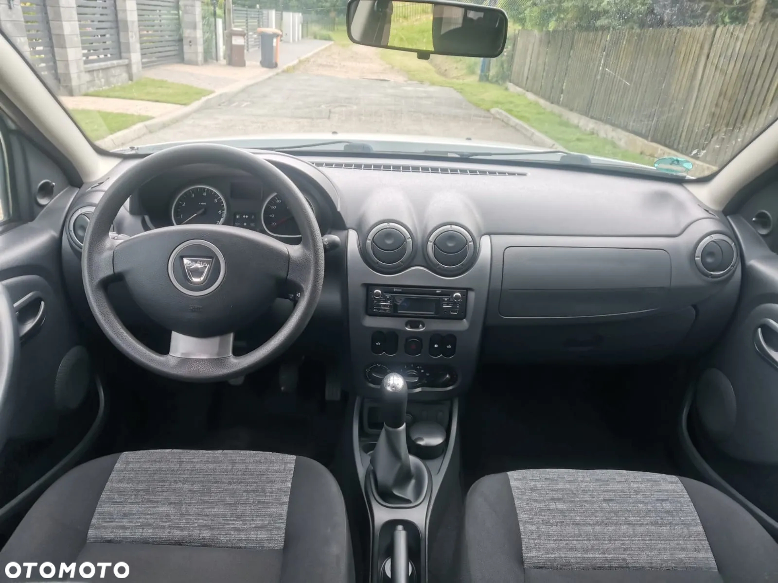 Dacia Duster 1.6 16V 4x2 - 7