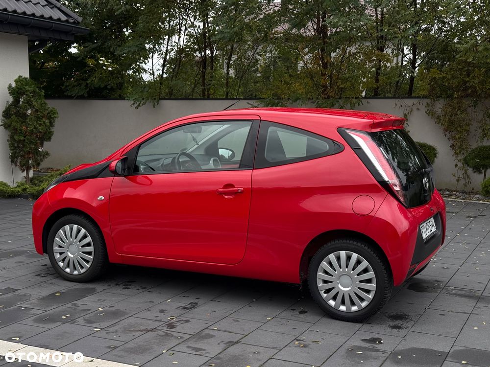 Toyota Aygo x-play - 11
