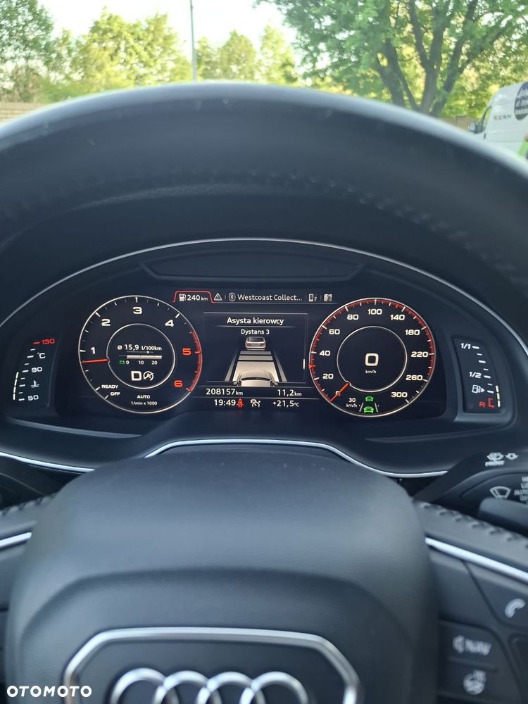 Audi Q7 - 4