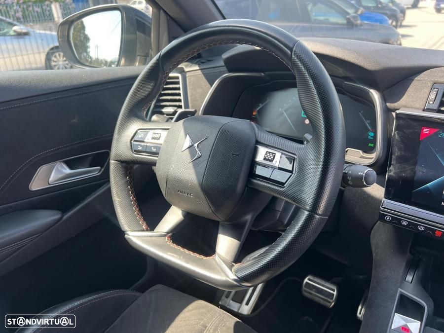 DS DS7 Crossback E-Tense Performance Line EAT8 - 6
