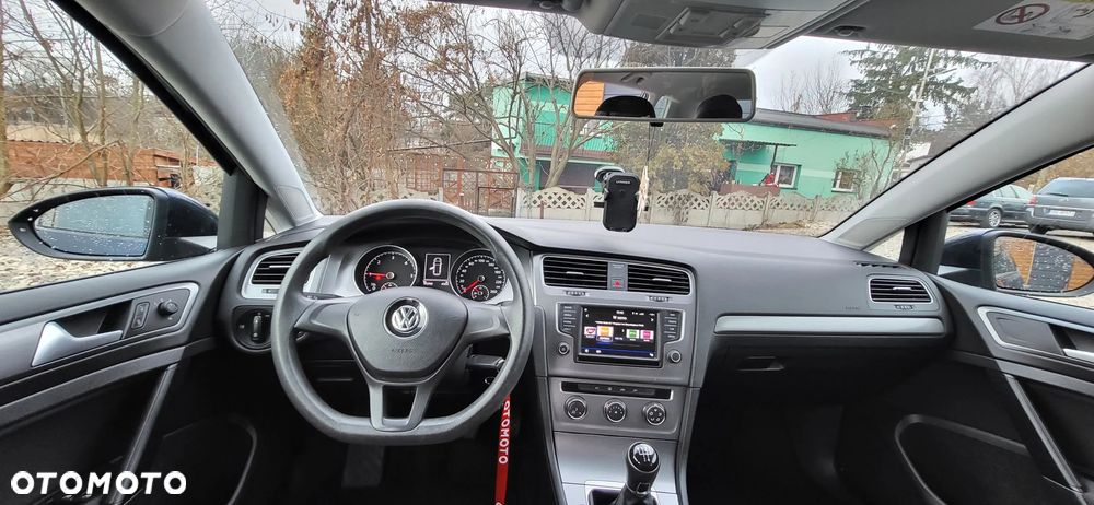 Volkswagen Golf 1.6 TDI BlueMotion Technology Trendline - 16