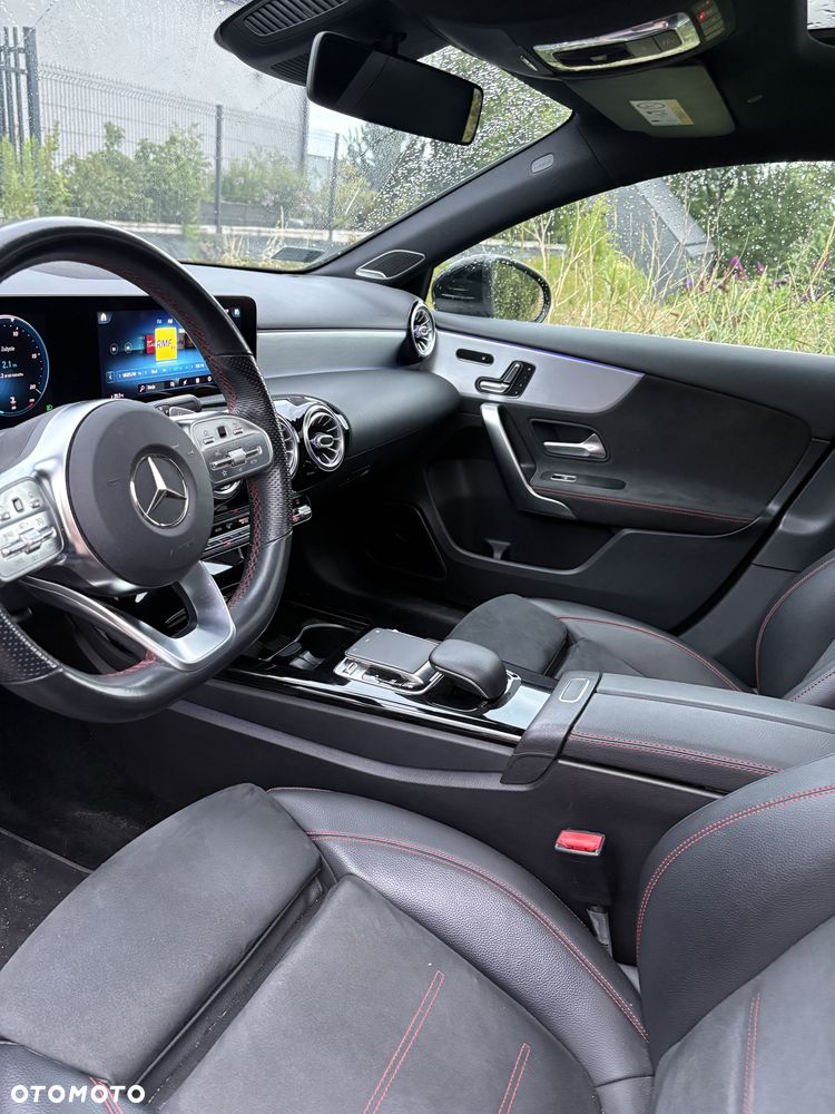 Mercedes-Benz Klasa A 220 4-Matic AMG Line 7G-DCT - 17