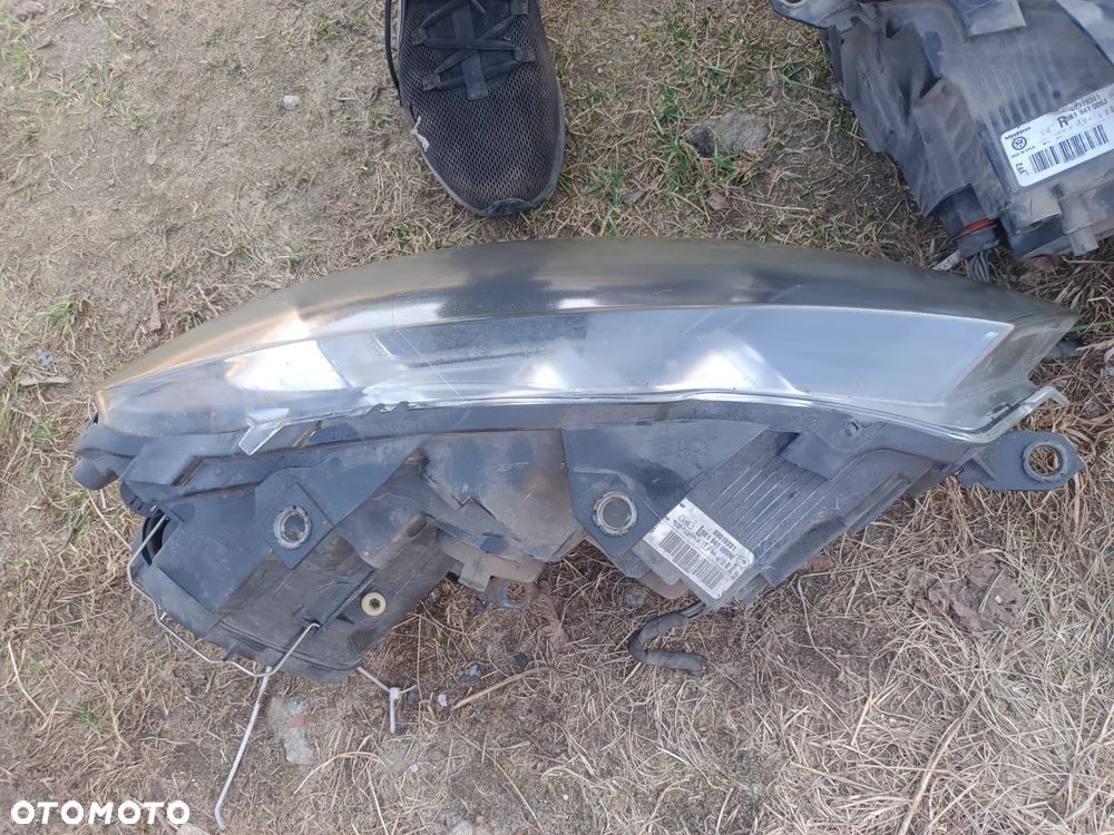VW Golf VI 6 lampa przód przednia prawa lewa - 2