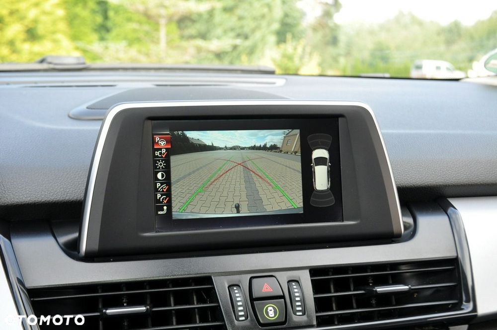 BMW Seria 2 - 32