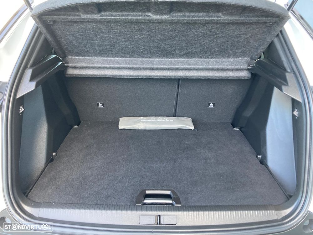 Peugeot 2008 1.5 BlueHDi Active Pack - 32