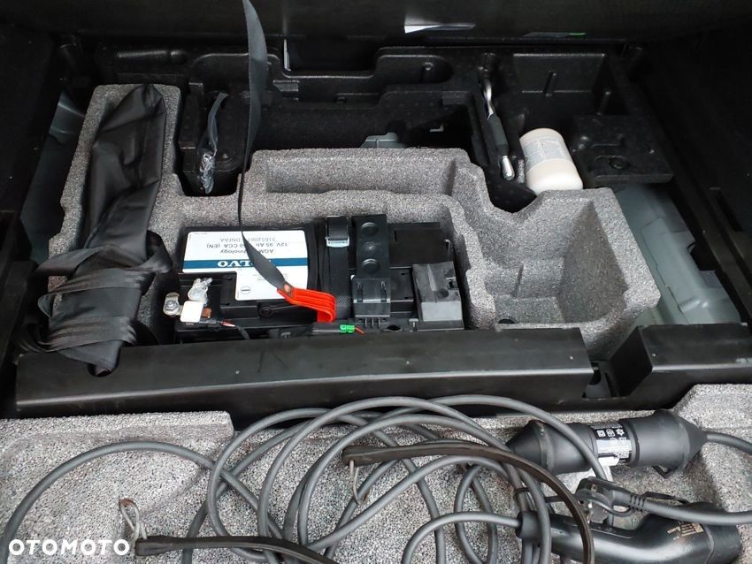 Volvo XC 60 T6 Plug-In Hybrid AWD Plus Bright - 10