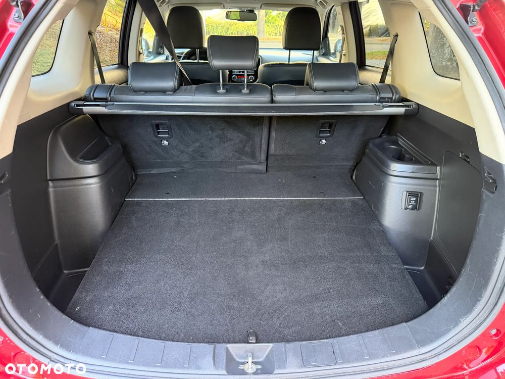 Mitsubishi Outlander Intense + - 25