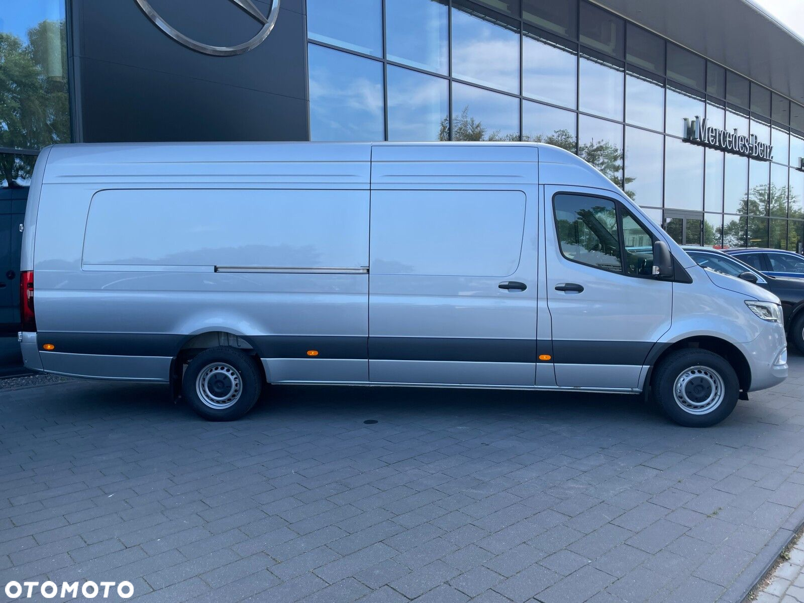 Mercedes-Benz Sprinter 319 CDI kamera 360 Reflektory LED - 2
