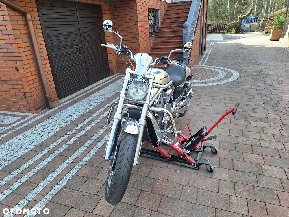 Harley-Davidson V-Rod Street Rod - 4