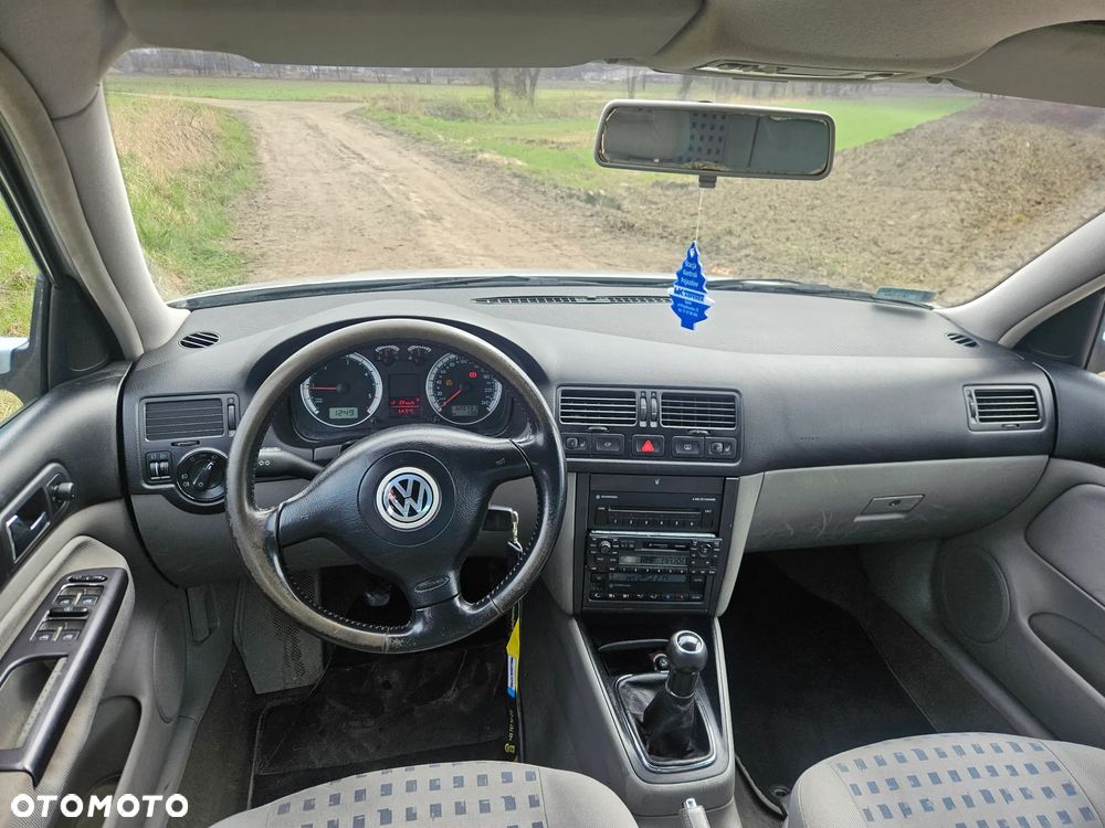 Volkswagen Bora Variant 1.9 TDI - 16