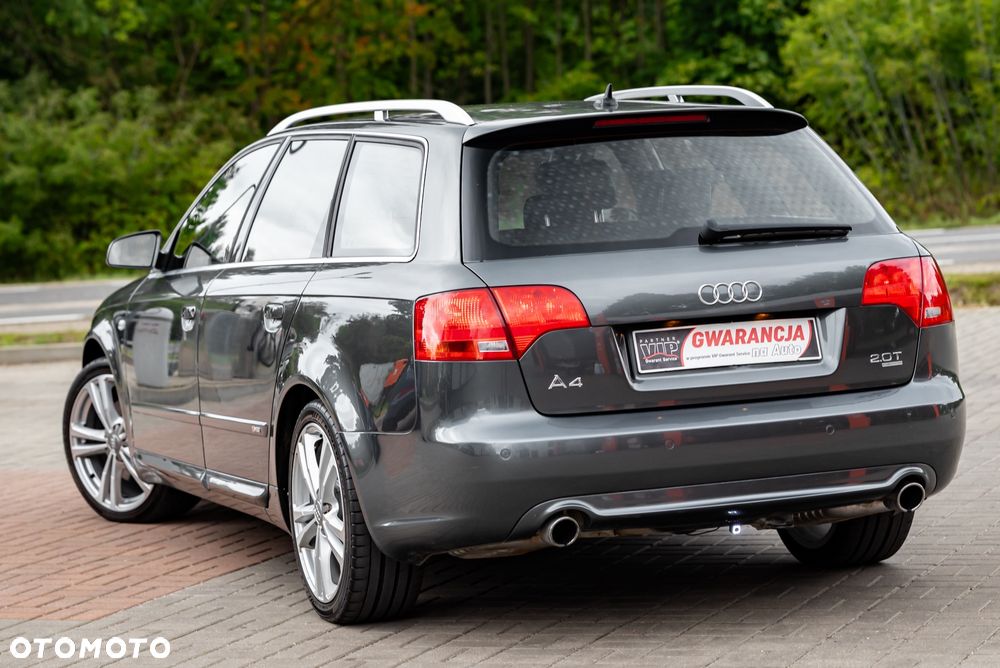 Audi A4 Avant 2.0T FSI Quattro - 12