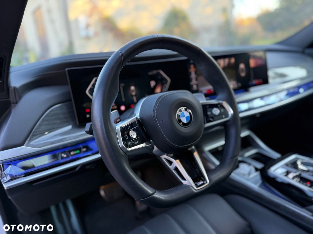 BMW Seria 7 740Li xDrive - 13
