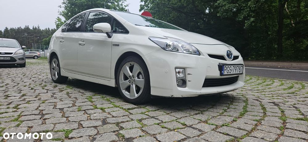 Toyota Prius 1.8 HSD Sol - 2