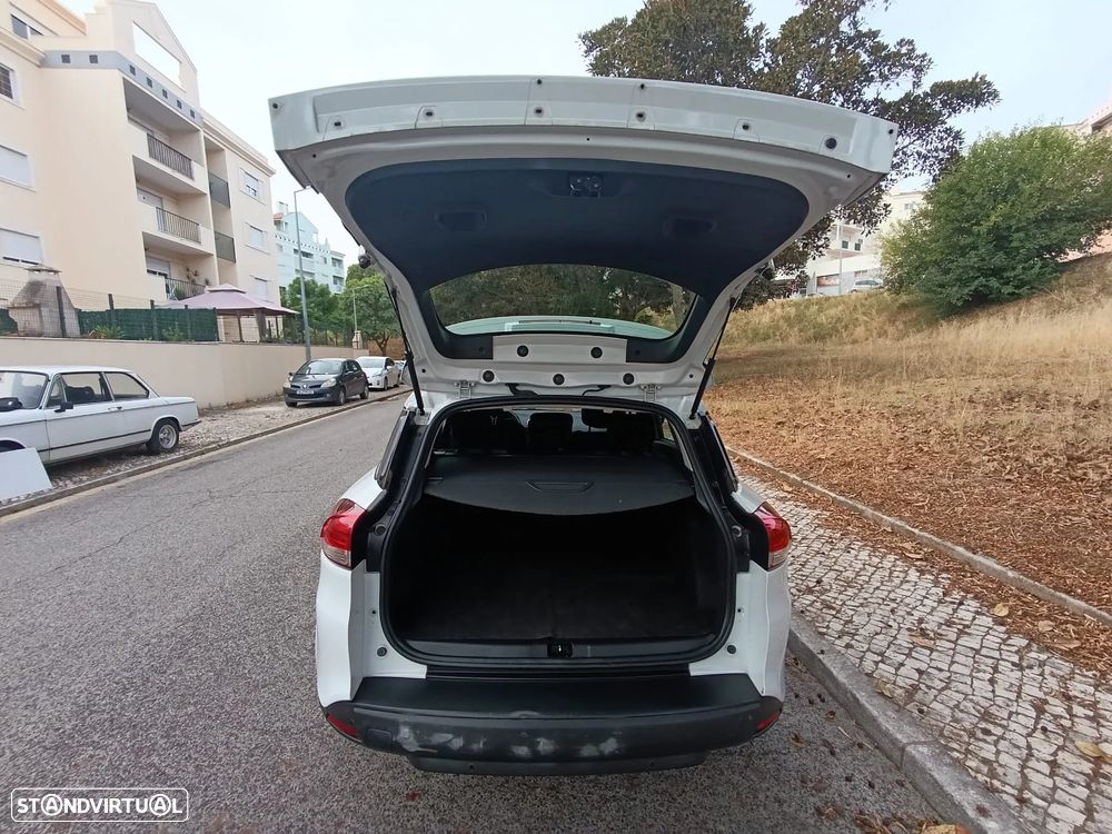 Renault Clio Sport Tourer 1.5 dCi Dynamique S - 28