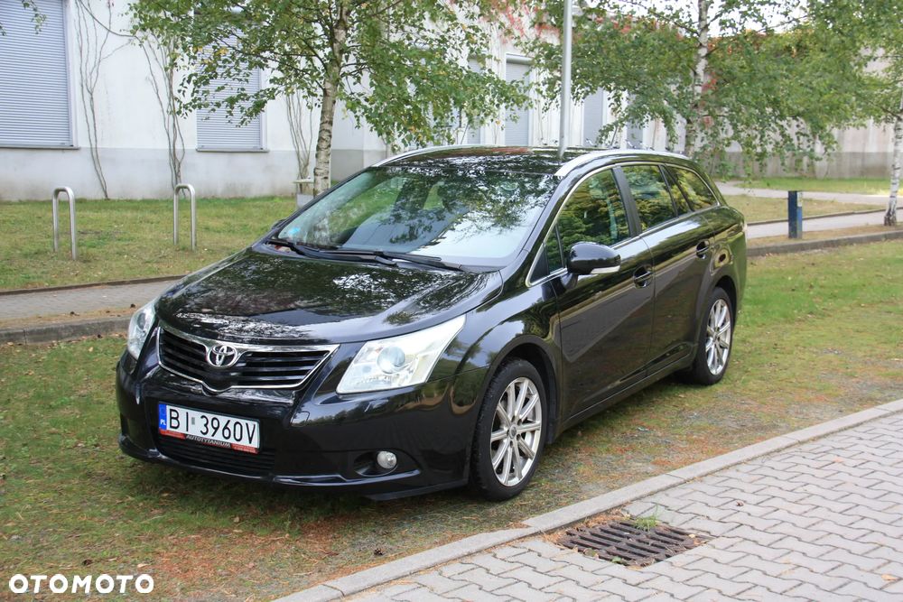 Toyota Avensis 1.8 Executive - 1