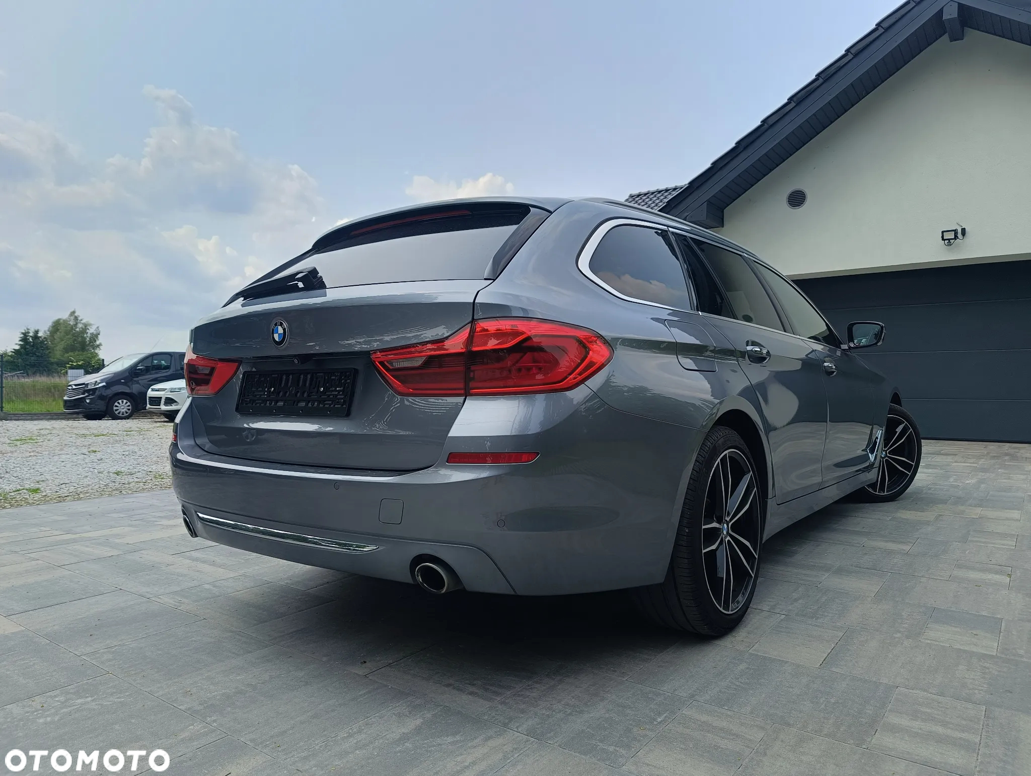 BMW Seria 5 525d Touring Luxury Line - 5