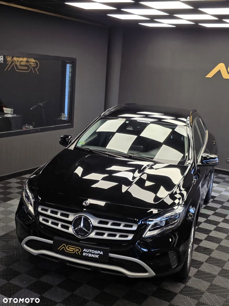 Mercedes-Benz GLA 180 7G-DCT - 6