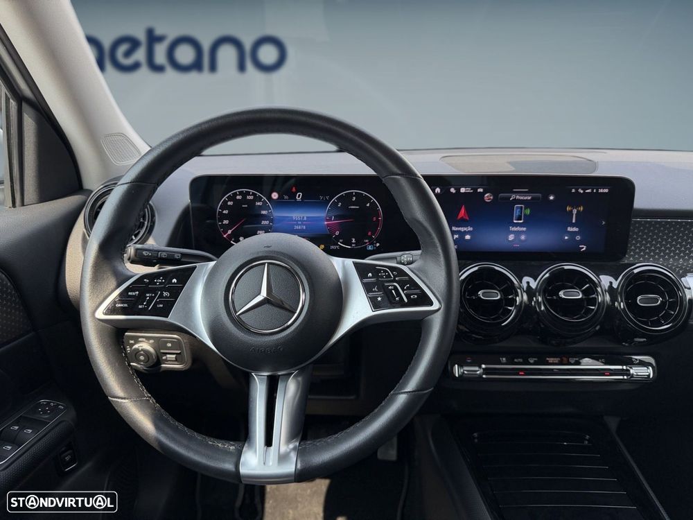 Mercedes-Benz GLB 180 d - 12