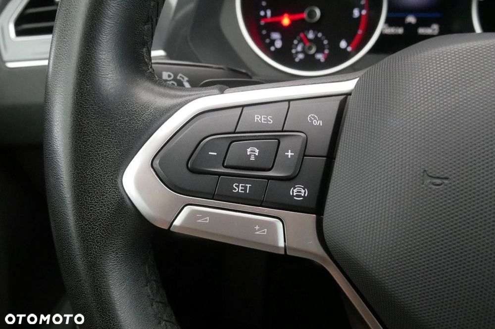 Volkswagen Tiguan 2.0 TDI SCR Life DSG - 26