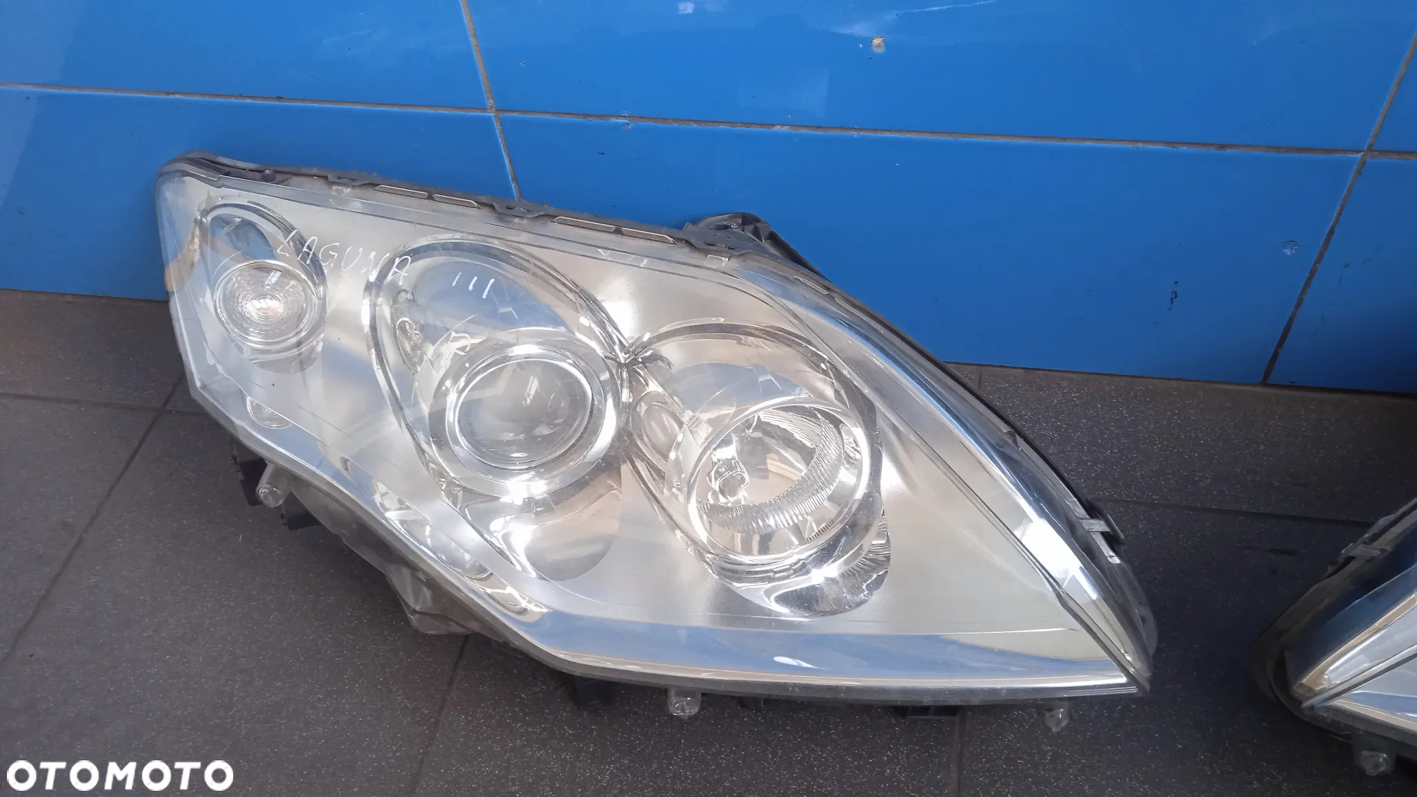 Lampa Przód Renault Laguna III lewa prawa 89901834 89901833 - 4