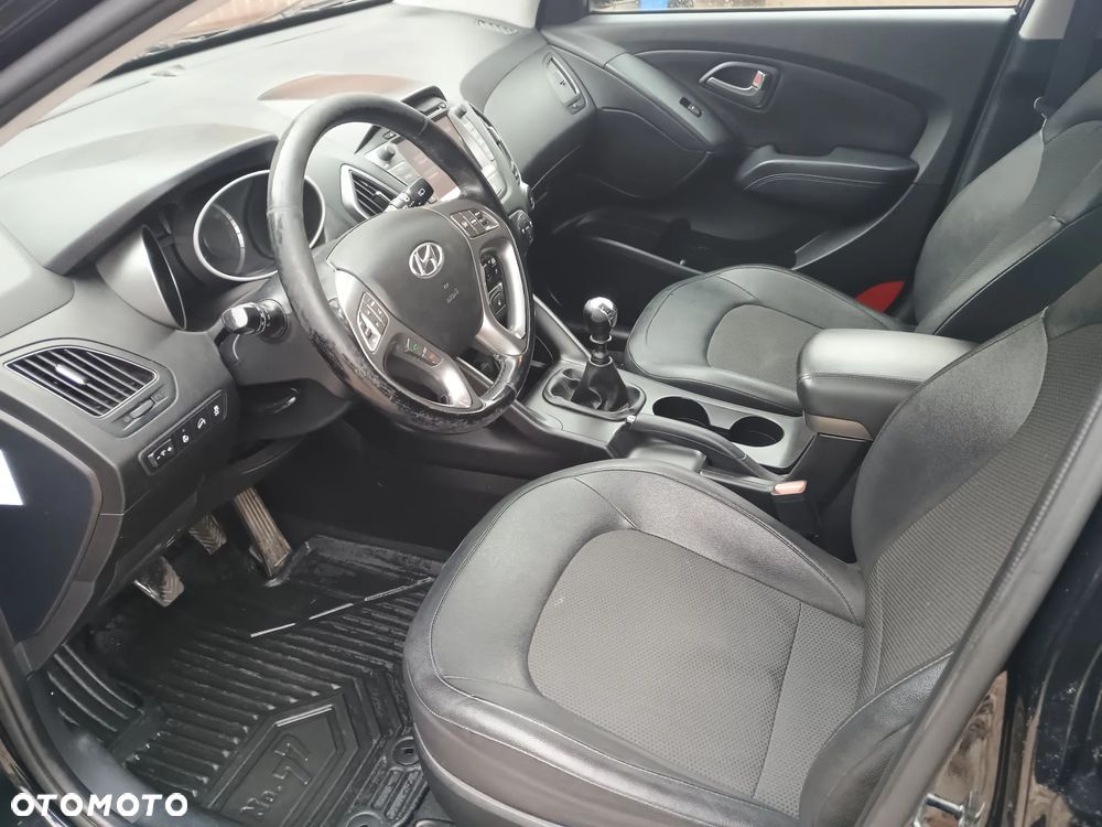 Hyundai ix35 - 25