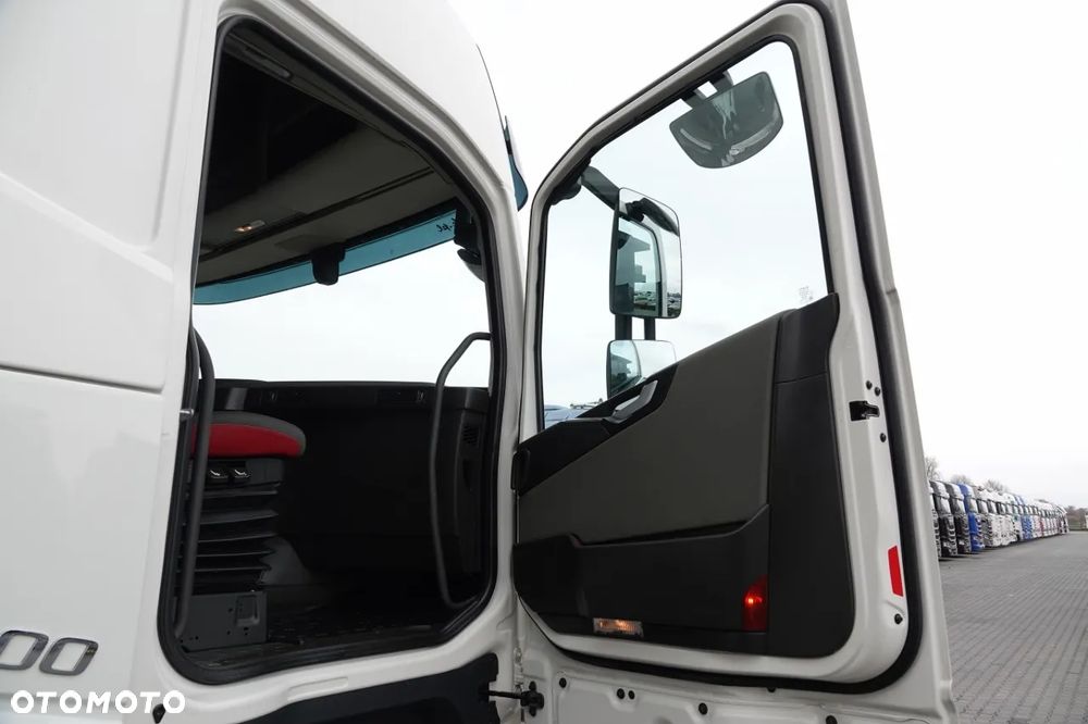 Volvo FH 500 / KLIMATYZACJA POSTOJOWA / I-SHIFT / - 36
