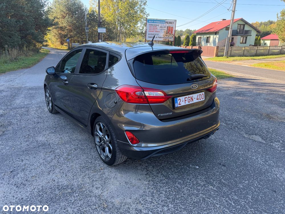 Ford Fiesta - 10