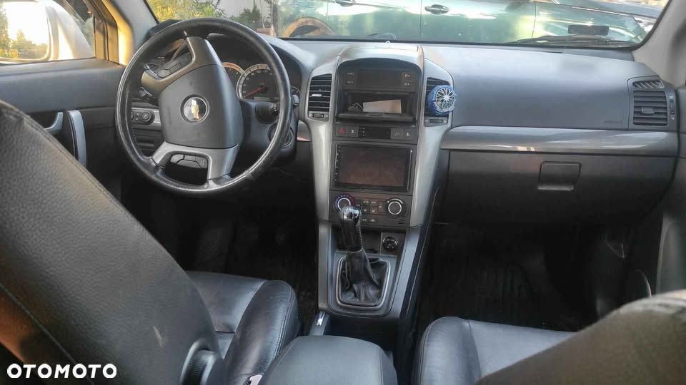 Chevrolet Captiva ver-2-0-d-base - 4