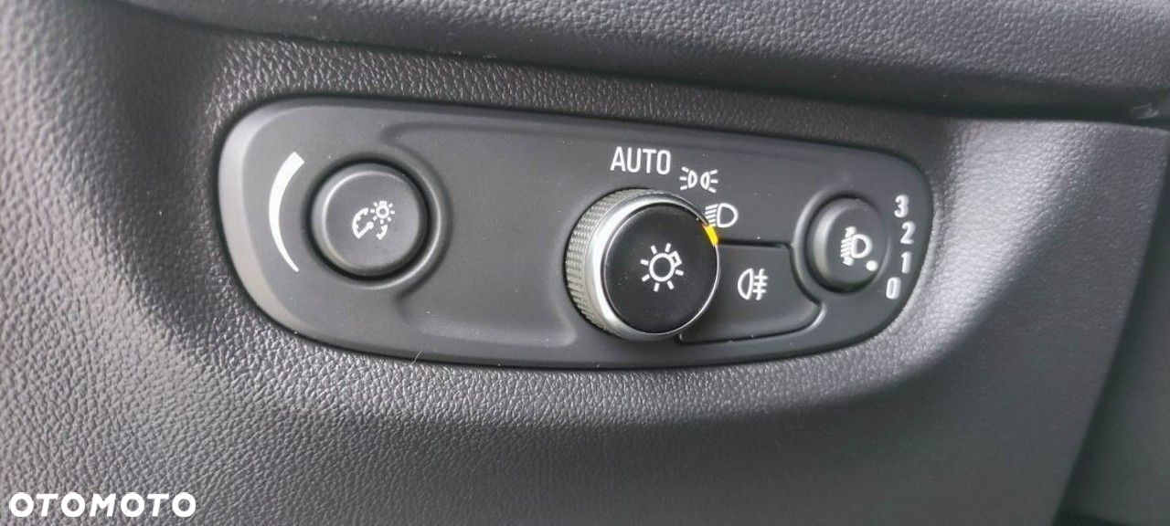 Opel Insignia - 20