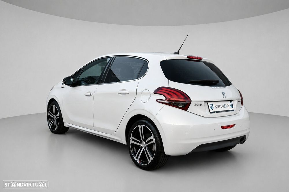 Peugeot 208 1.2 PureTech GT Line - 6