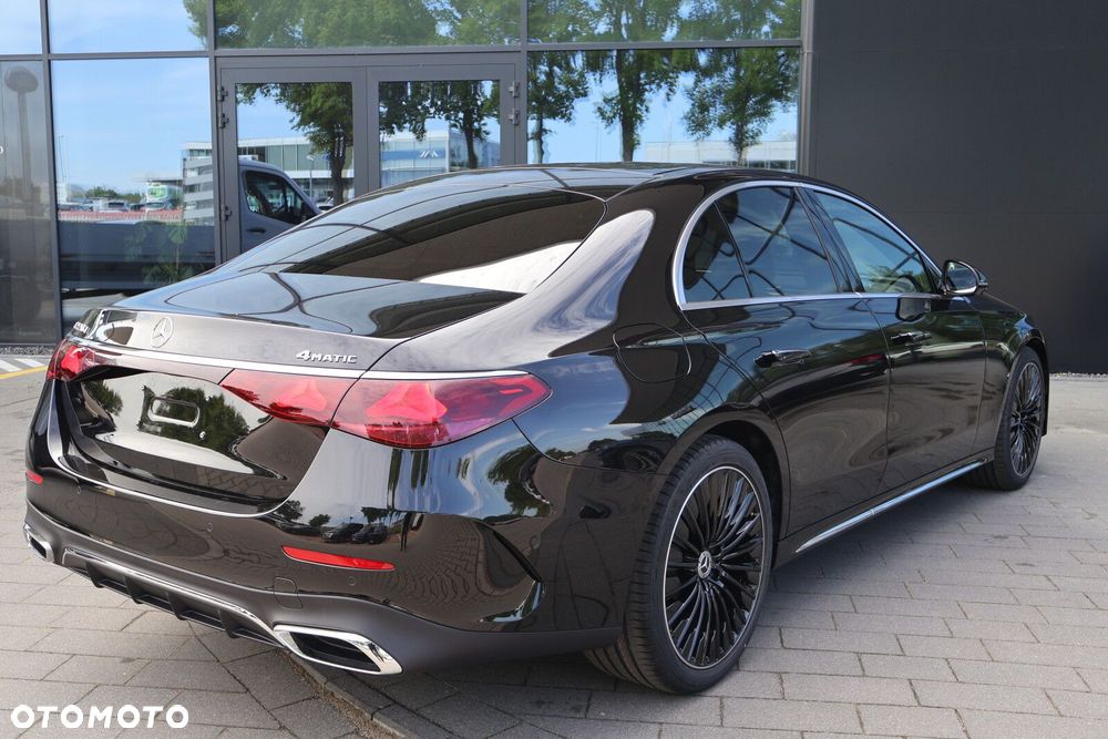 Mercedes-Benz Klasa E - 9