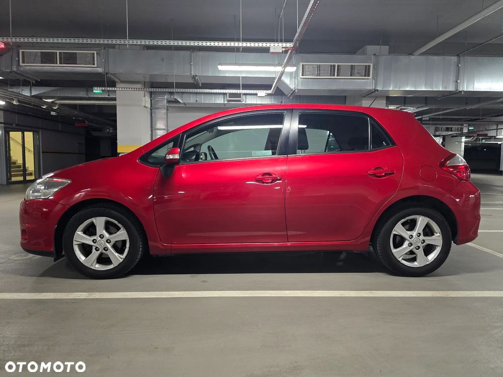 Toyota Auris 1.6 Premium - 3