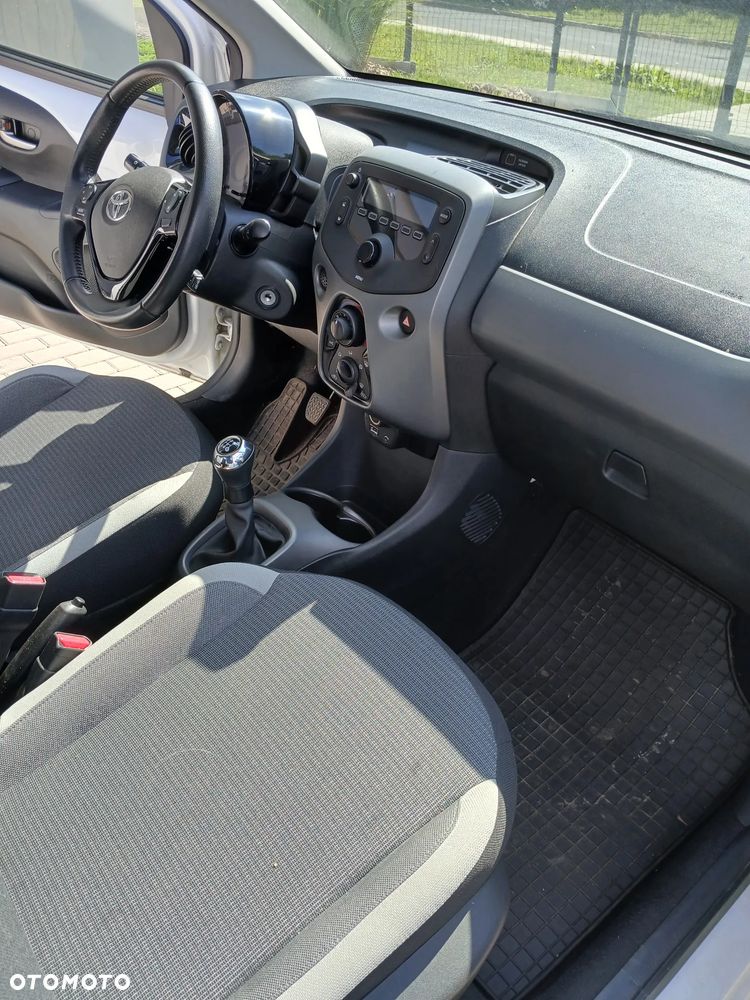 Toyota Aygo 1.0 VVT-i Color Edition - 12