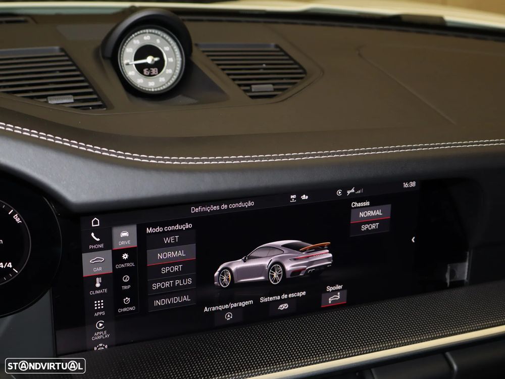 Porsche 911 (992) Turbo S PDK - 45
