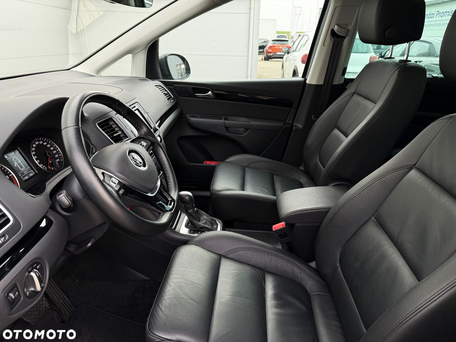 Volkswagen Sharan 2.0 TDI BMT Highline DSG - 13